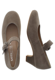BETTY - Spangenpumps mit Dirndl-Schließe