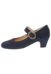 BETTY - Spangenpumps mit Dirndl-Schließe