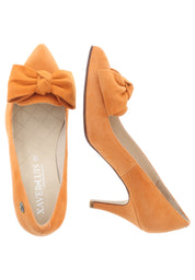 MARA - Spitze Pumps mit großer Schleife