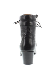 KARA- elegante Schnürstiefel